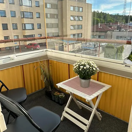 Valoisa 44,5 M2 Kaksio Lahden Keskustassa