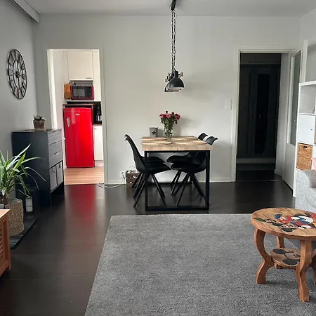 Valoisa 44,5 M2 Kaksio Lahden Keskustassa 拉赫蒂